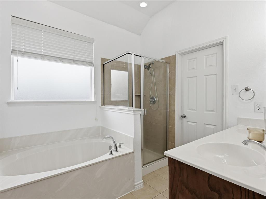 Mistletoe Hill Ph III - Residential