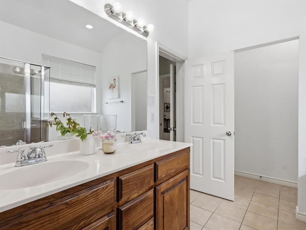 Mistletoe Hill Ph III - Residential