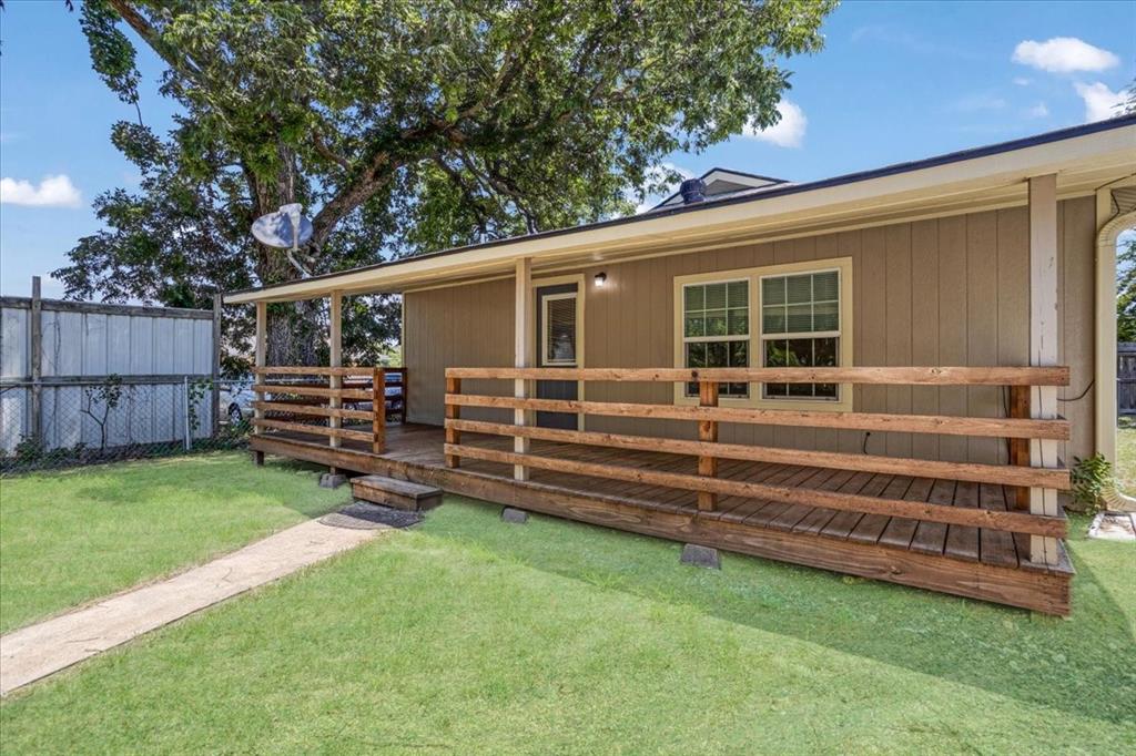 Looneys W C Add - Residential