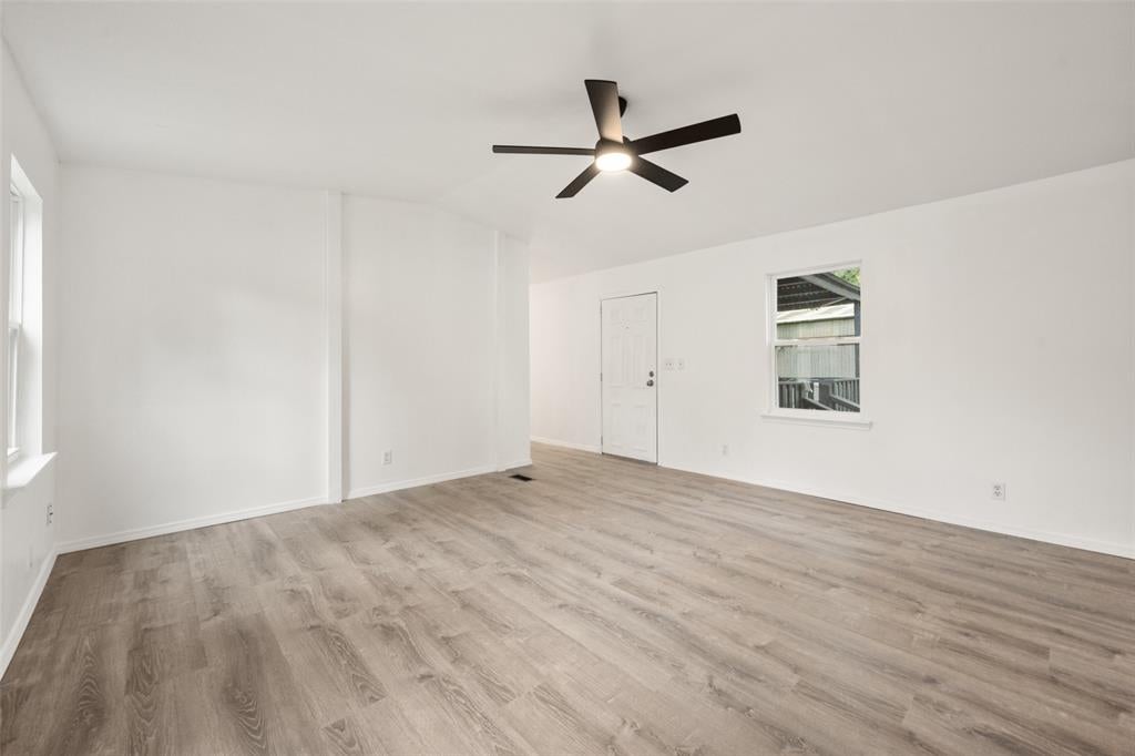 52 Thousand Oaks Mhp