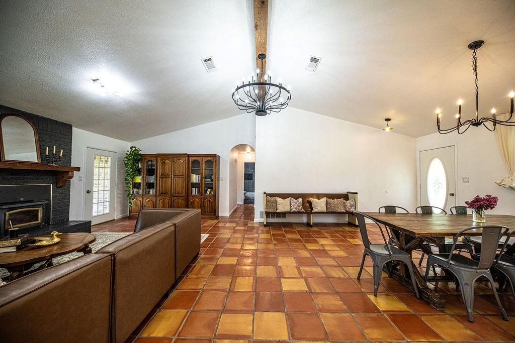 2467 County Road 1220