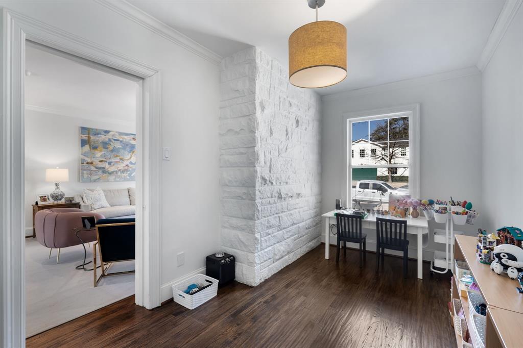 Highland Park West 9th Inst - Residential