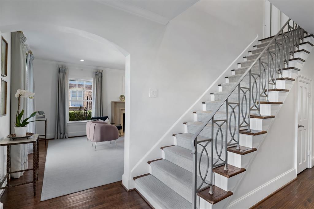 Highland Park West 9th Inst - Residential