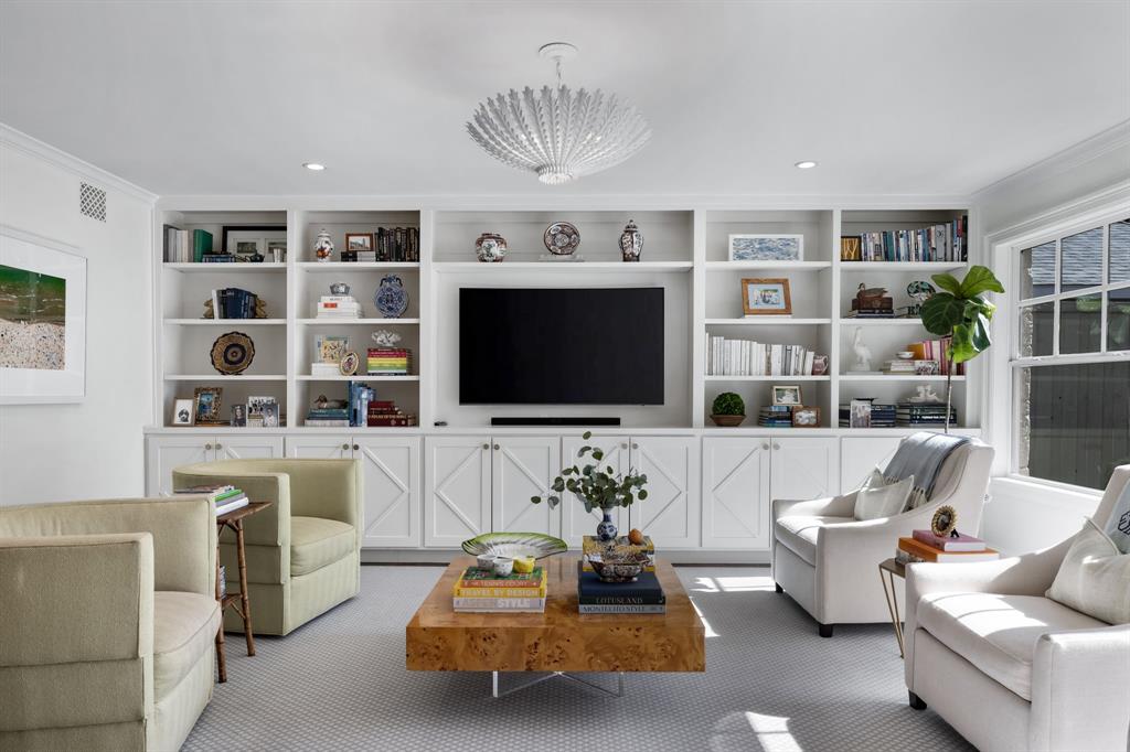 Highland Park West 9th Inst - Residential