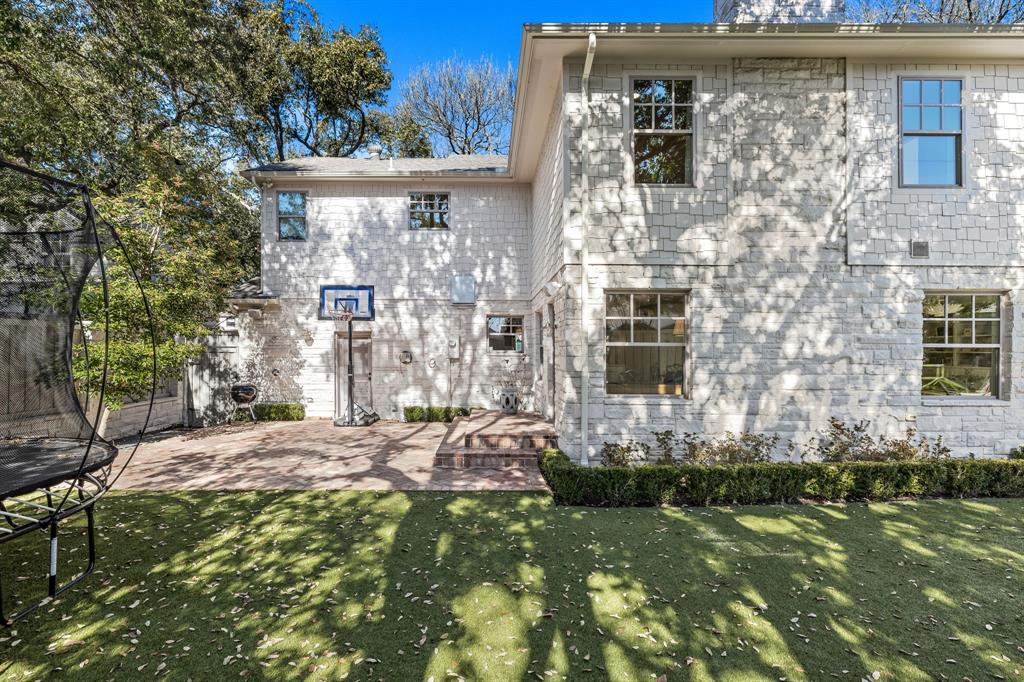 Highland Park West 9th Inst - Residential