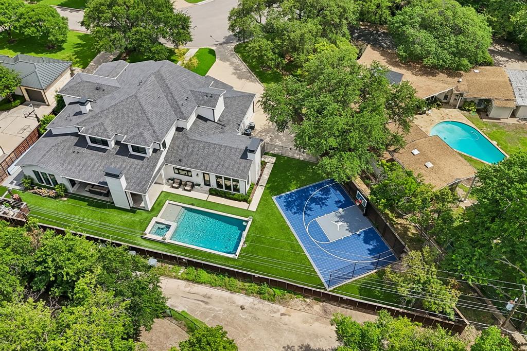 5105 Del Roy Drive