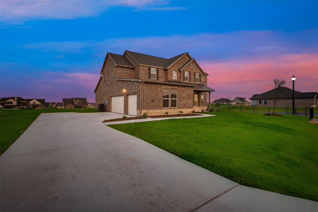 Photo 3 of 36 of 151 Spicewood Trail house