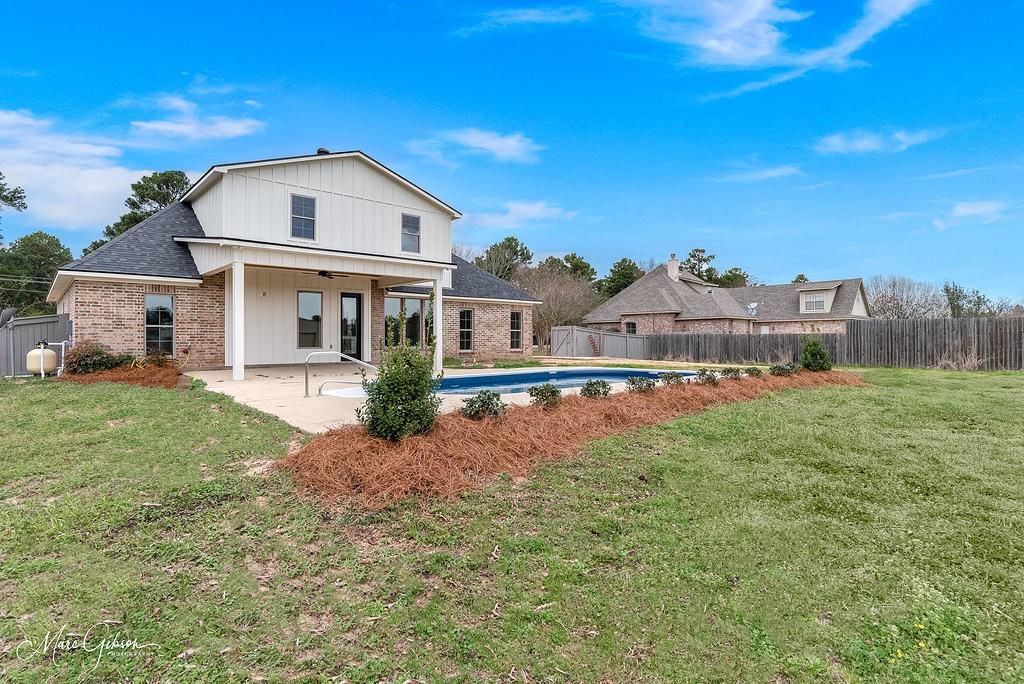 Benton, Louisiana 71006, United States, 5 Bedrooms Bedrooms, ,3 BathroomsBathrooms,Residential,Active,86473