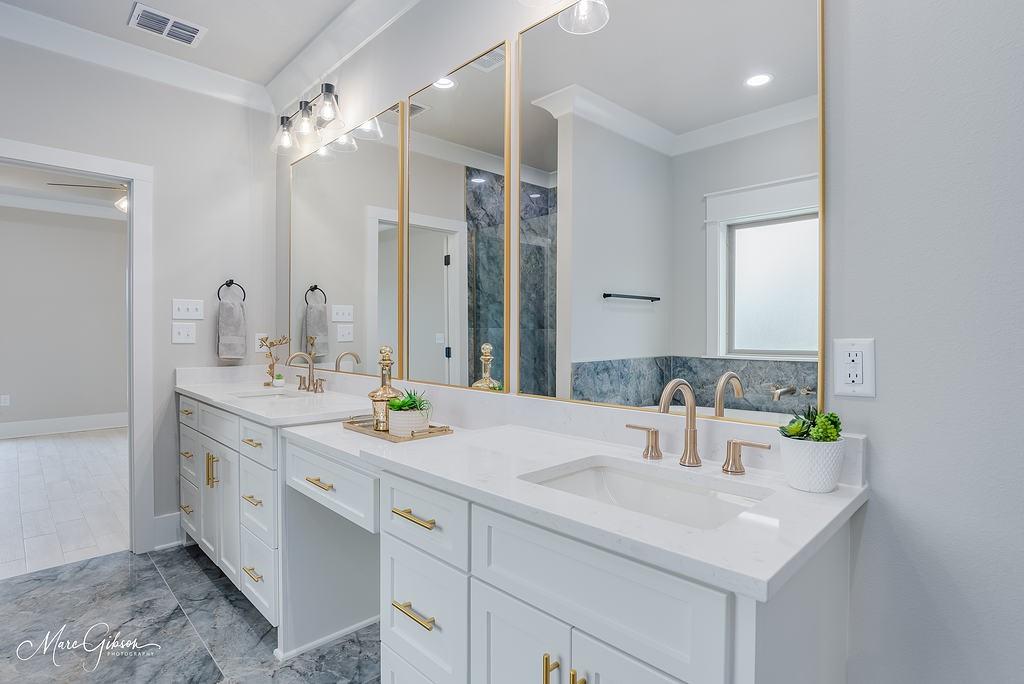 Benton, Louisiana 71006, United States, 5 Bedrooms Bedrooms, ,3 BathroomsBathrooms,Residential,Active,86473