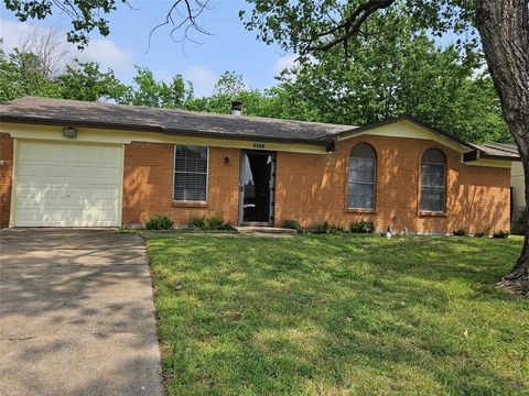 Photo of 6509 Woodchuck Drive, Greenville, TX 75402 (MLS # 21076625)