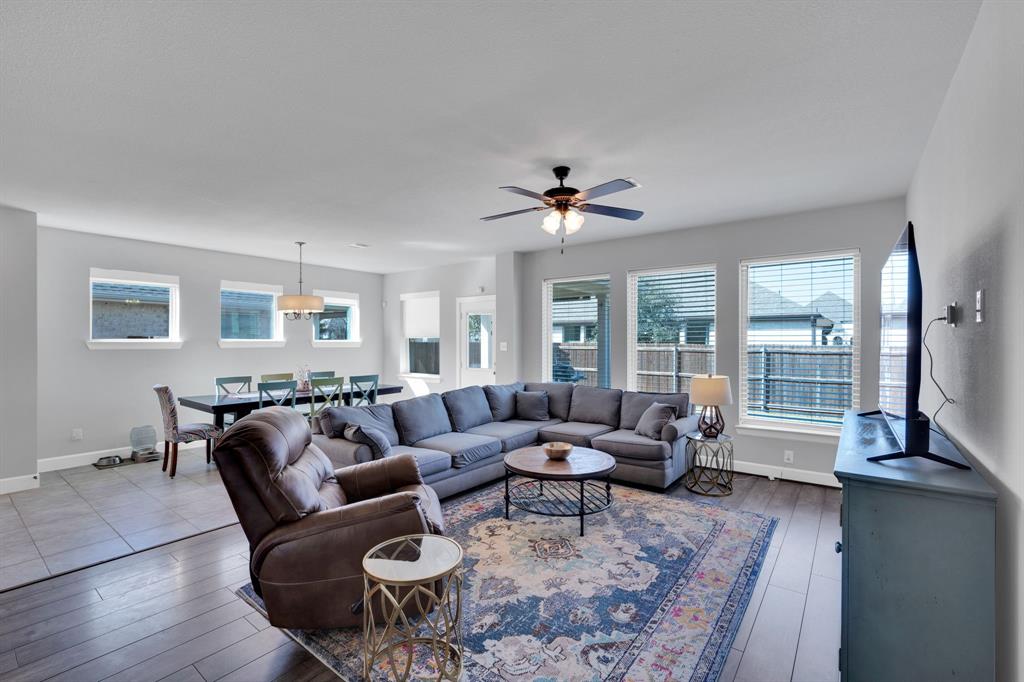 Tavolo Park - Residential