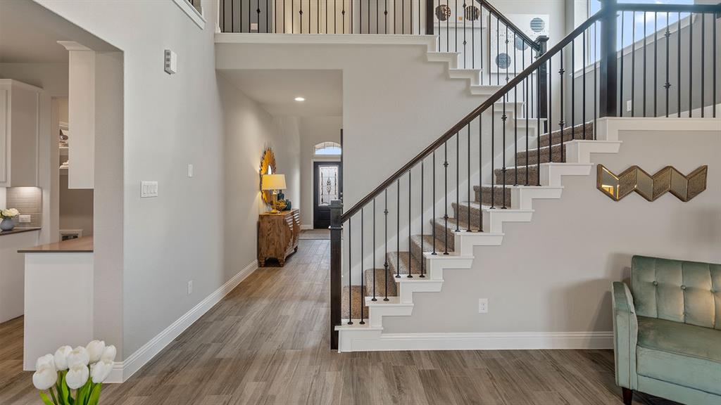 Lakeview Pointe - Residential