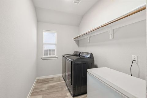 Tiny photo for 3921 Madison Lane, Denton, TX 76208 (MLS # 21100277)