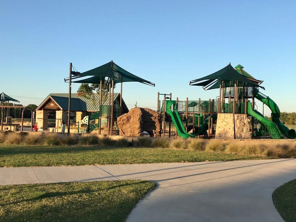 Eagles Nest At Westridge Phase 1-a - Residential Lease