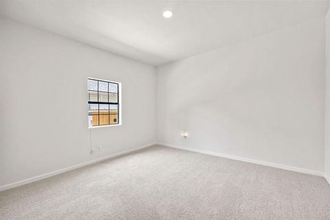 Tiny photo for 311 S Waverly Drive, Dallas, TX 75208 (MLS # 21201208)
