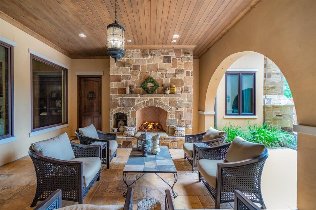 Latera Ph One - Residential