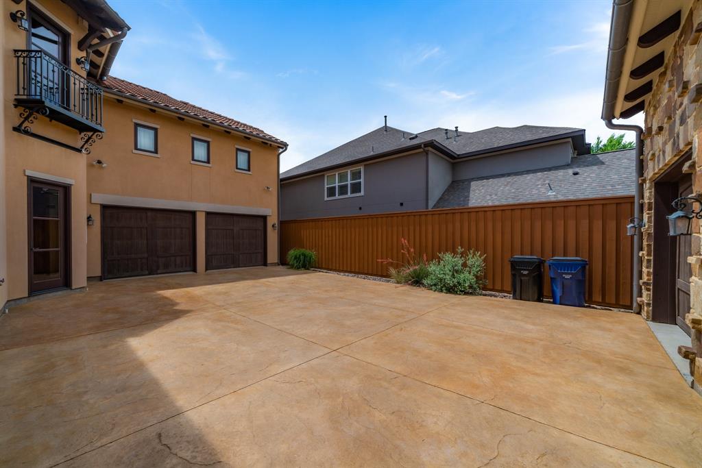 Latera Ph One - Residential