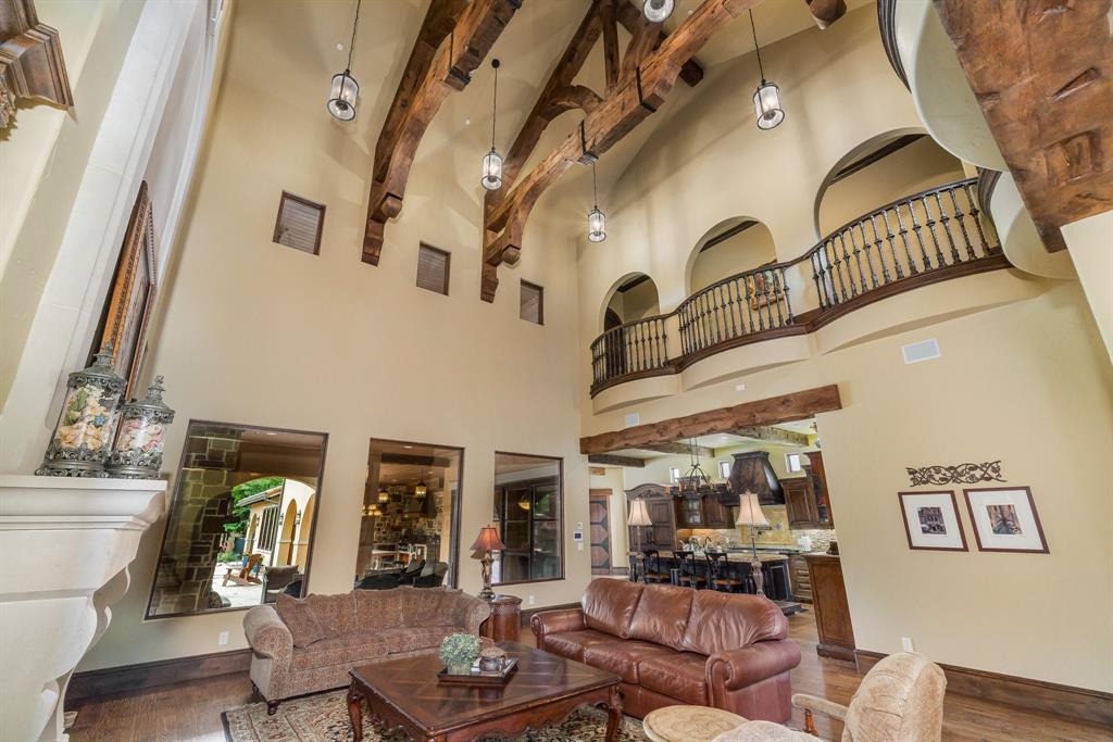 Latera Ph One - Residential