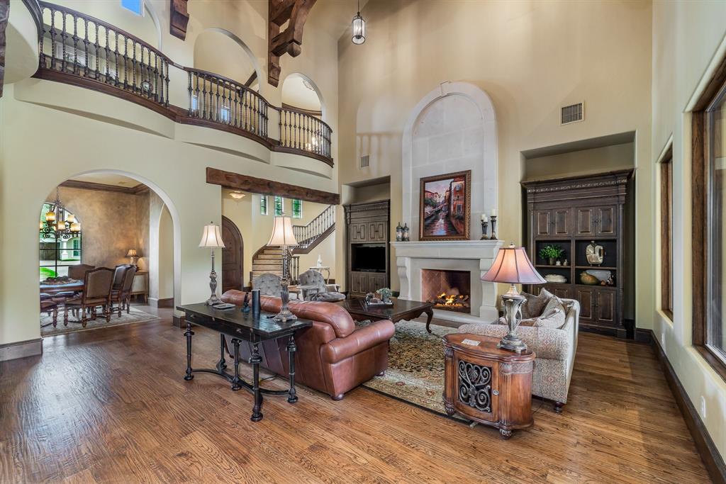 Latera Ph One - Residential