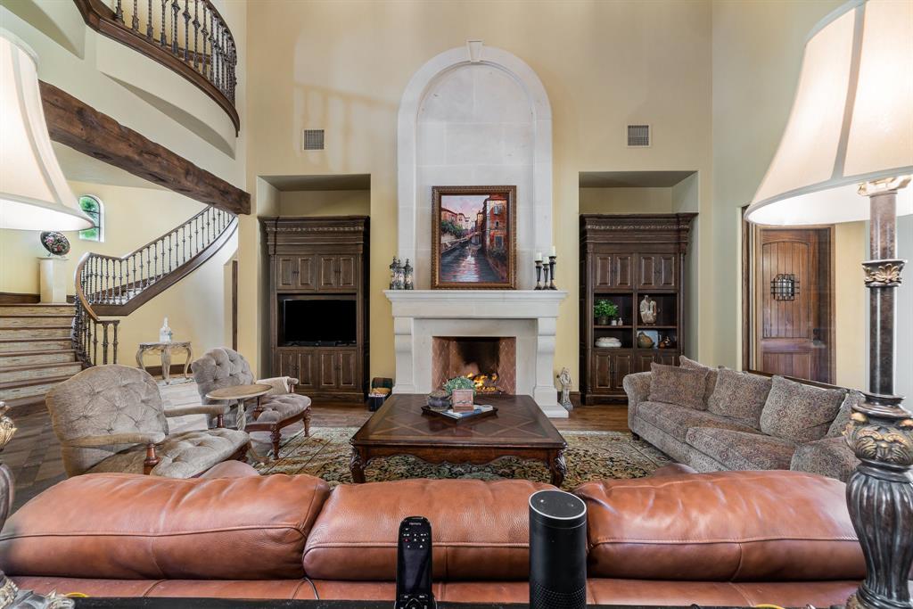 Latera Ph One - Residential