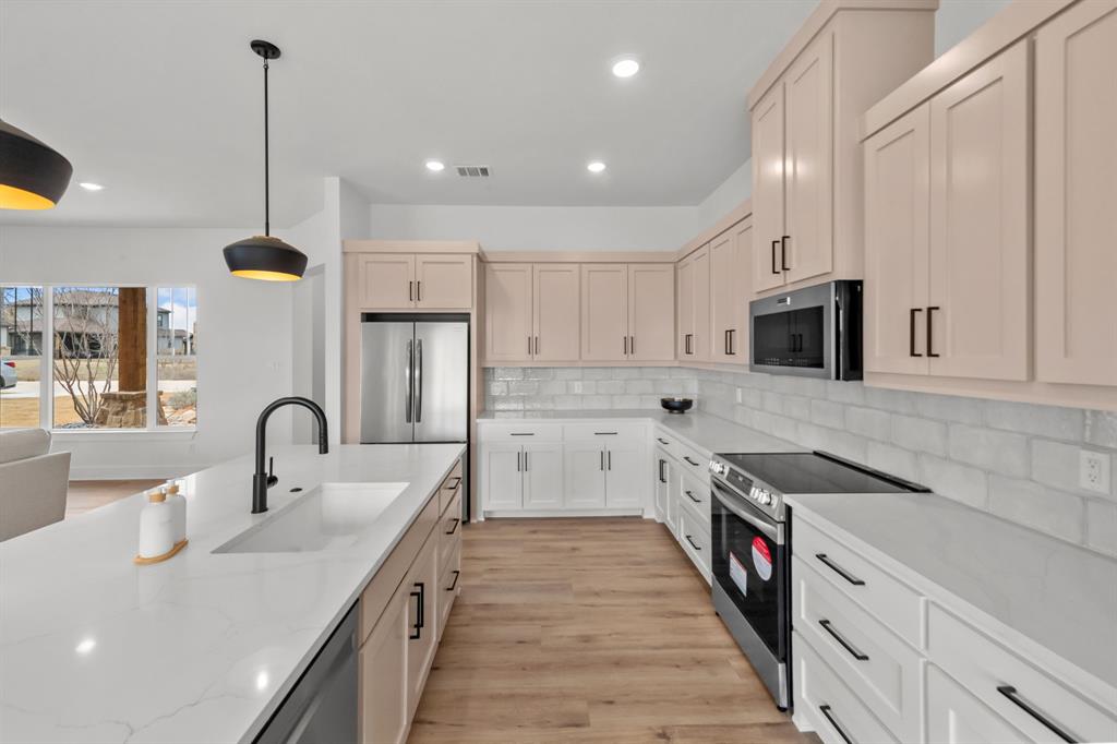 2040 Vista View