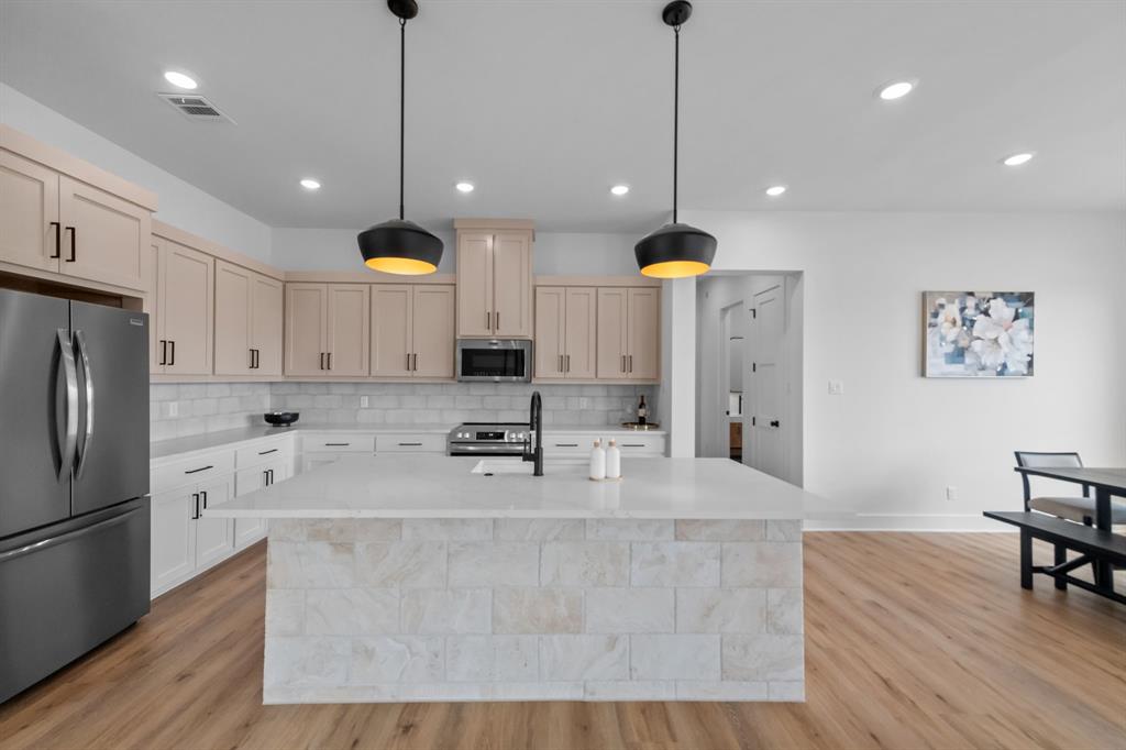 2040 Vista View