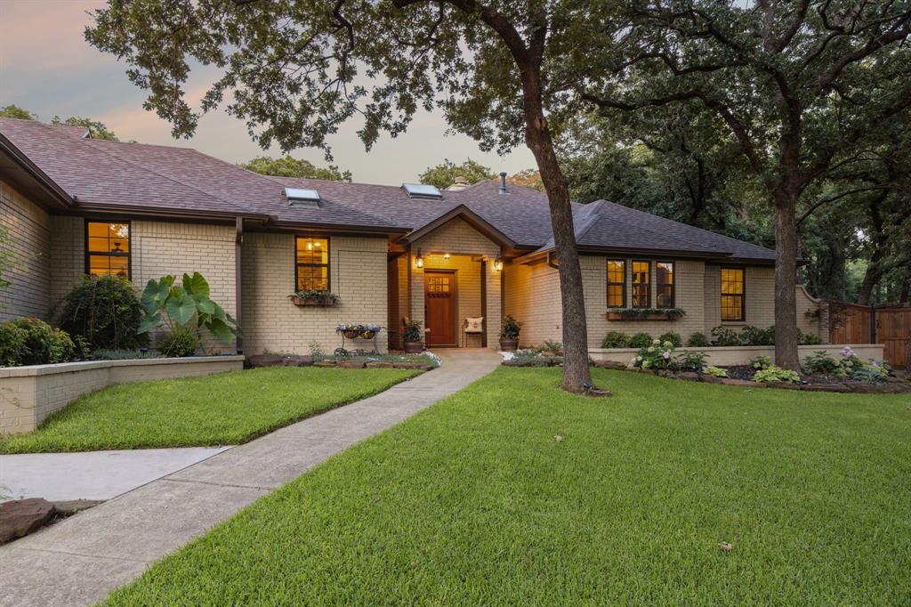 1610 Wiltshire Court