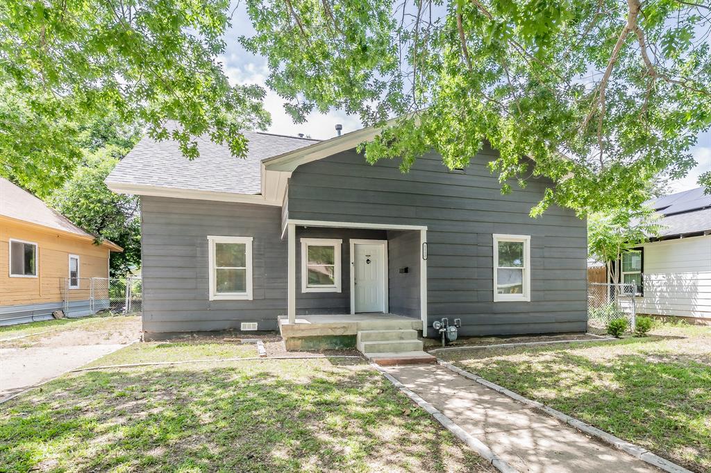 1112 E Leuda Street