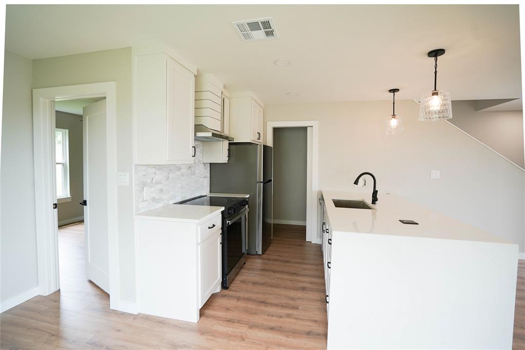 705 S 15th
