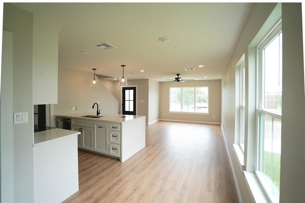 705 S 15th