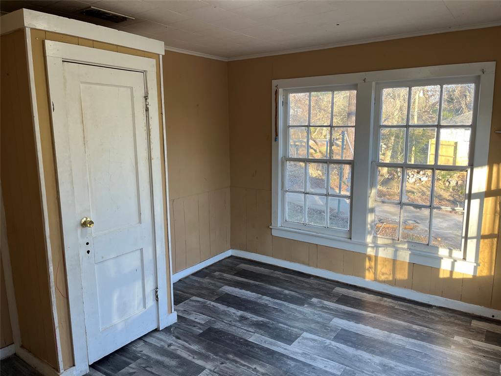 Gibbons 1st - Residential