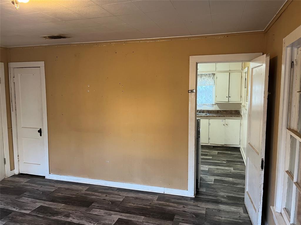 Gibbons 1st - Residential