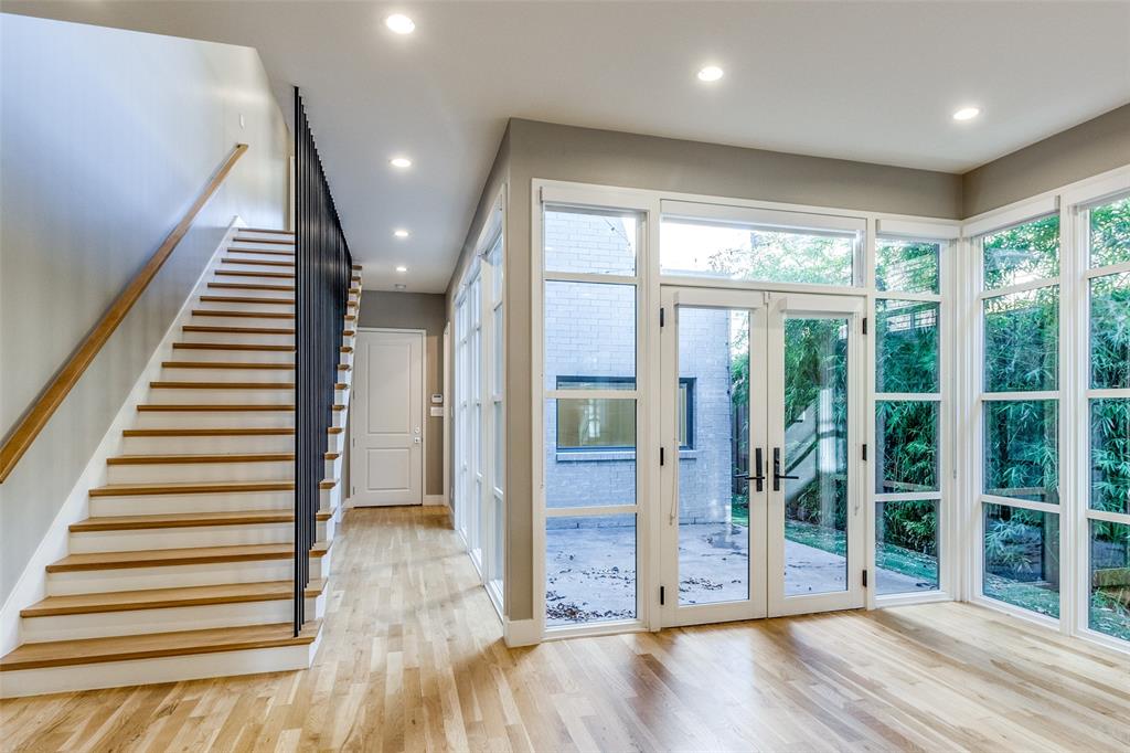 University Place - Residential Lease