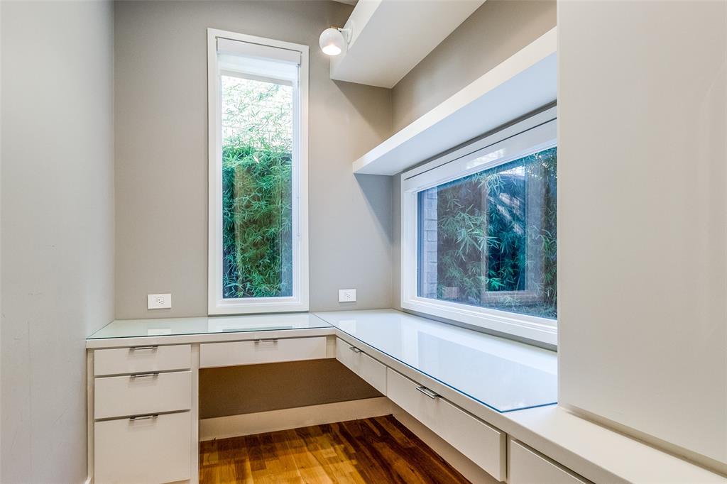 University Place - Residential Lease