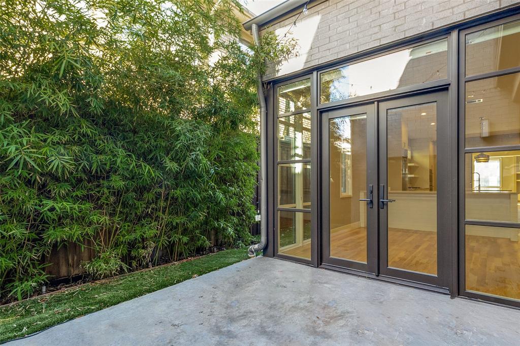 University Place - Residential Lease