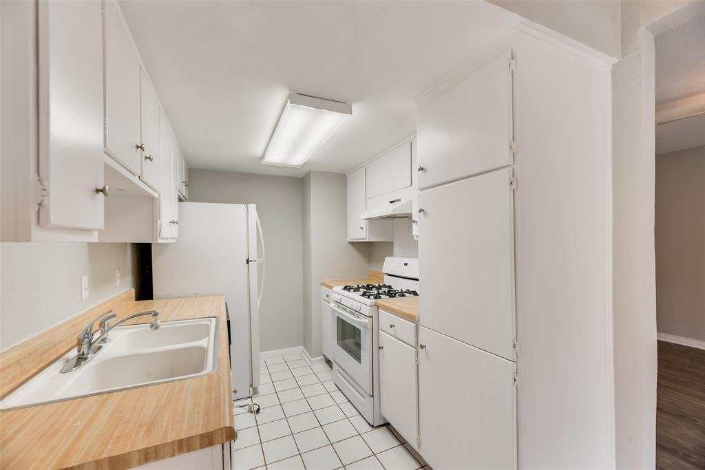 Prestonwood Country Club Condos - Residential