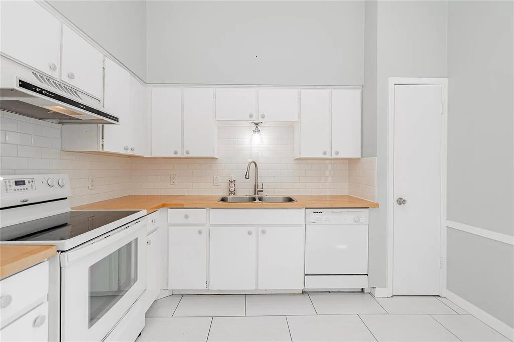 High Hollows Condo - Residential Lease