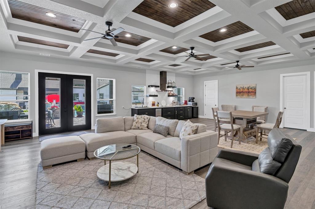 Bella Crossing - Residential