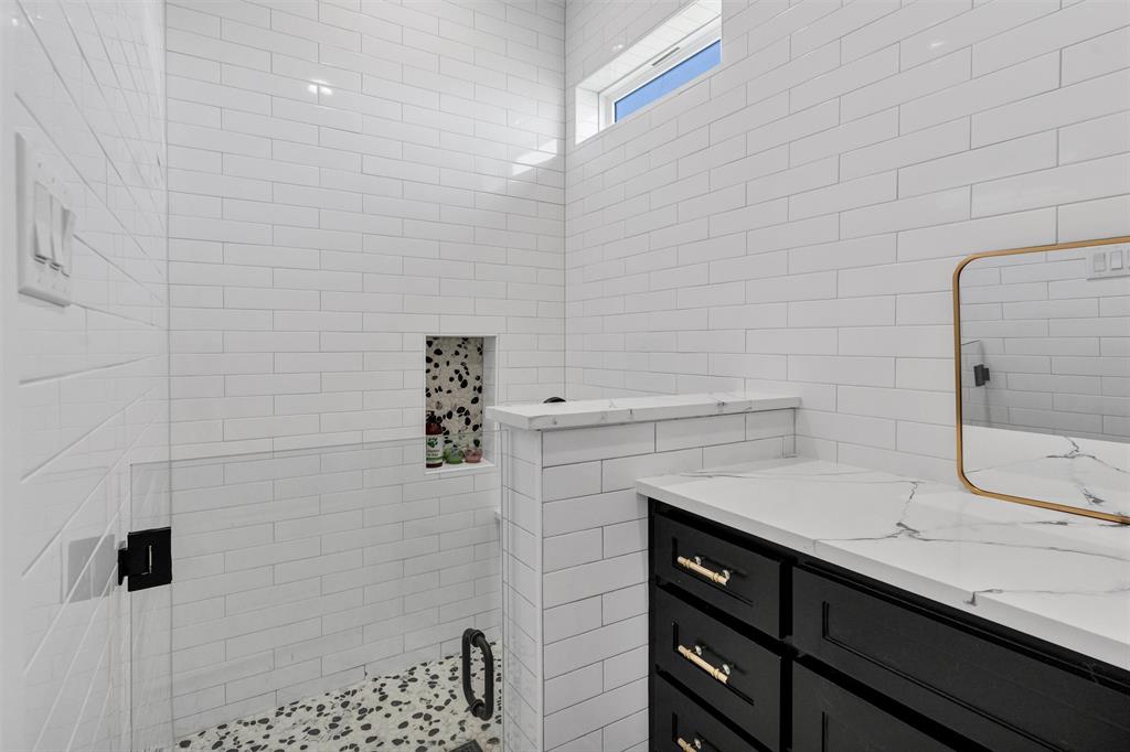 Bella Crossing - Residential