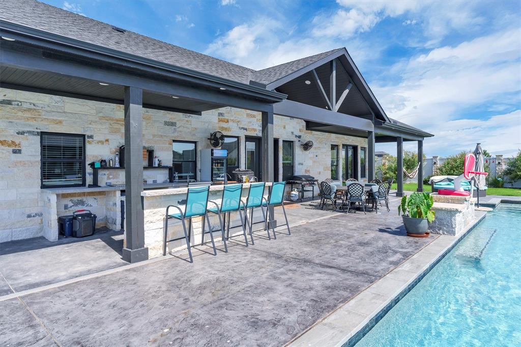 Bella Crossing - Residential