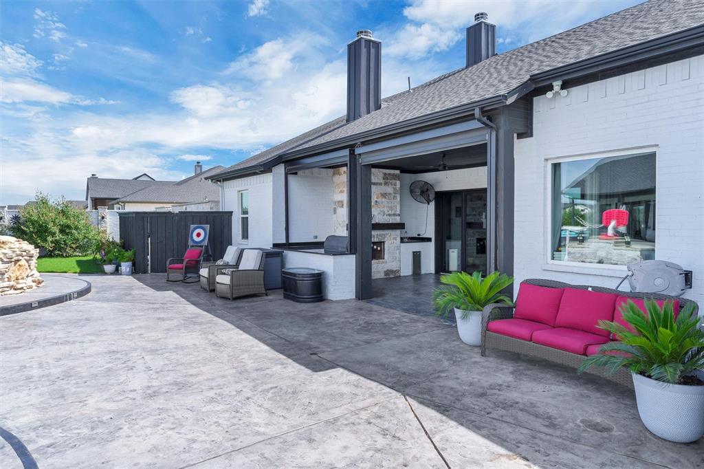 Bella Crossing - Residential