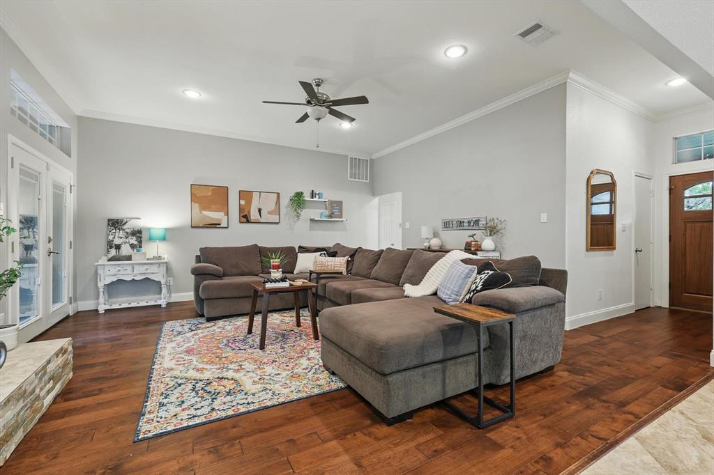 7906 Pennridge Circle
