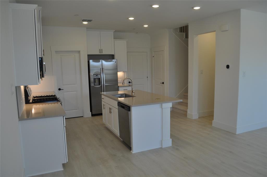 Trinity Falls Planning Unit 8 Ph 2 - Residential Lease