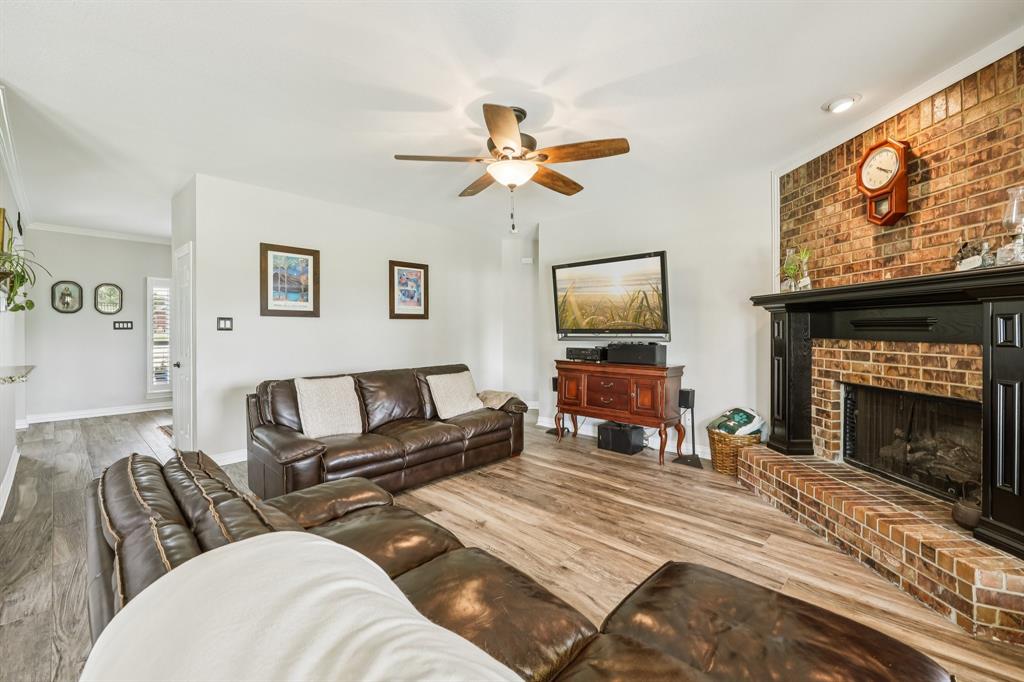 2313 Saddlebrook Lane