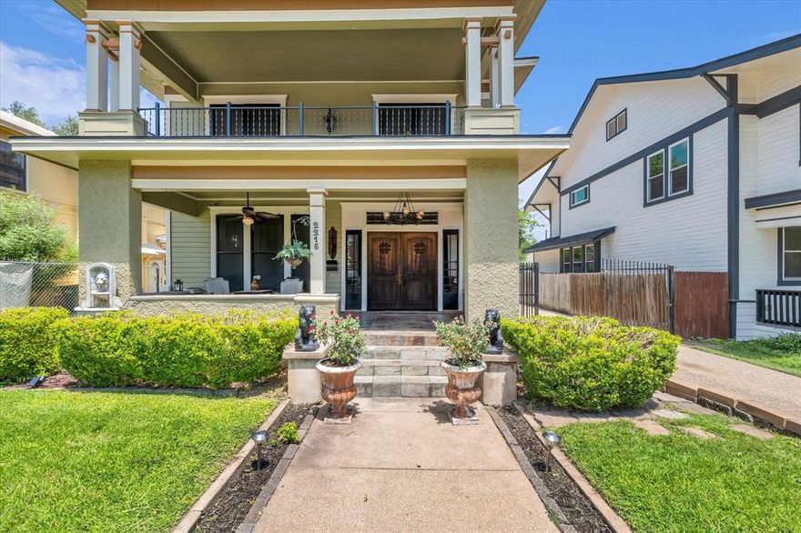 Discover this Charming 1912 Craftsman-style home located in the heart of Waco, TX. With updated landscaping, the entrance invites you to have a seat on this beautiful oversized front porch. Featuring 4 bedrooms, 2 bathrooms, and at 2,456 sq ft, this home showcases original hardwood floors, exposed wood beams, a cozy fireplace and abundant natural lighting throughout. The interior of the home has plenty of natural wood characteristics with a modern charm that you will instantly fall in love with. The main level offers a spacious primary suite with its own bathroom, a formal dining, and a large kitchen ideal for entertaining. Upstairs includes three bedrooms, a flex space that can be used as an office, and access to an oversized balcony. The fenced backyard features ample parking and a BONUS detached 1-bedroom, 1-bath guest house! Conveniently located just minutes from downtown Waco, Baylor University, Magnolia Silos and Cameron Park—this is a one-of-a-kind historic home that you don’t want to miss out on! Schedule a showing today!