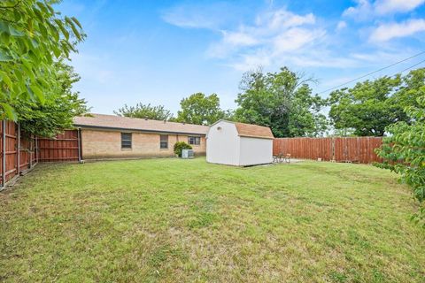 Tiny photo for 2633 Lasalle Drive, Irving, TX 75062 (MLS # 20986242)