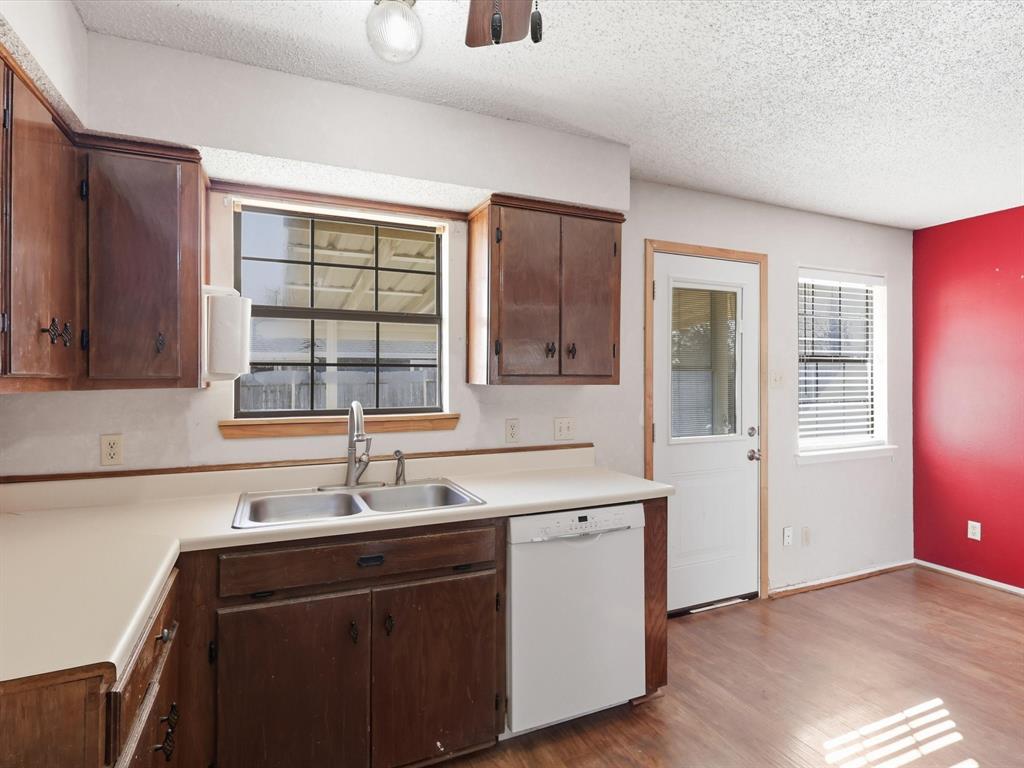 College Add Of Celeste - Residential