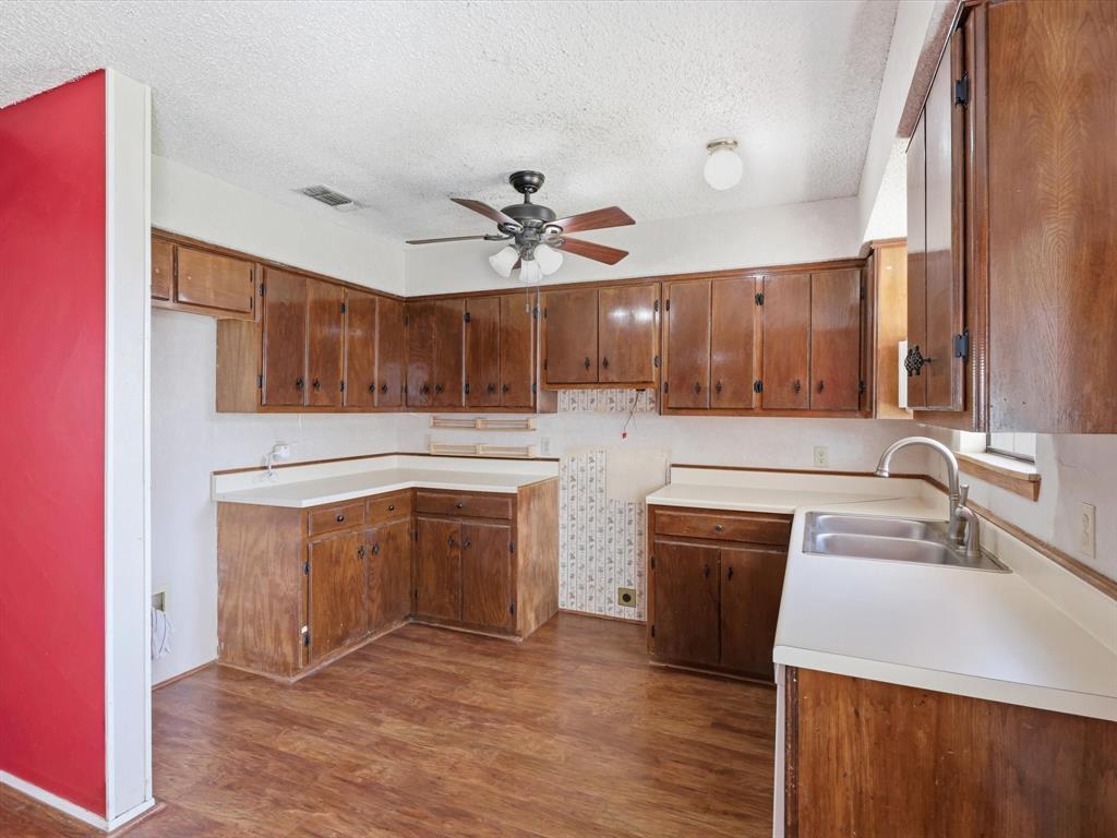 College Add Of Celeste - Residential