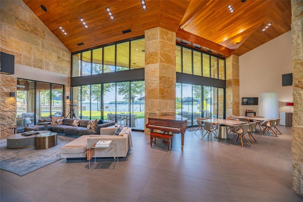 Eagle Point - Residential