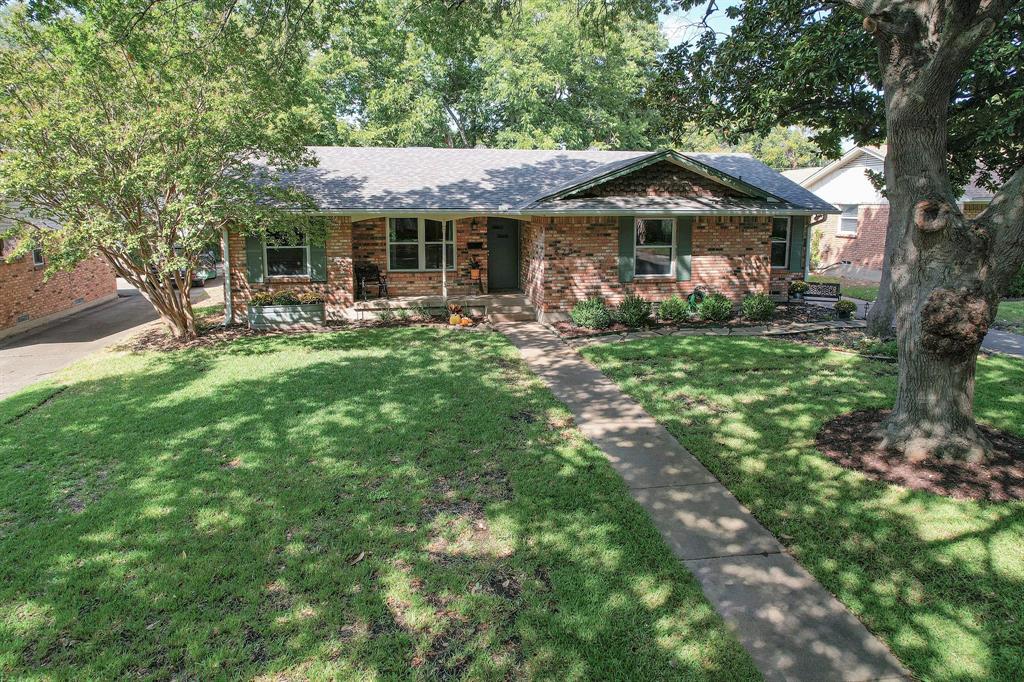 Floyd Terrace - Residential Lease